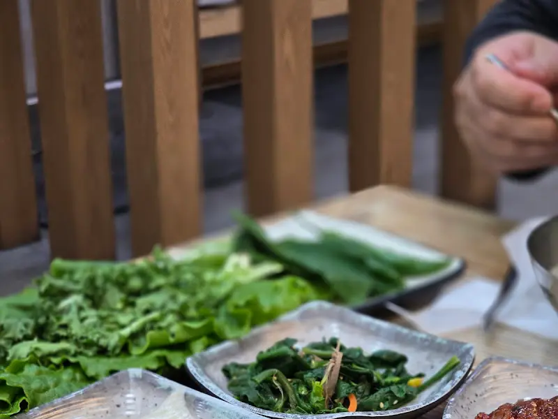 빛고을 떡갈비 신선한 쌈 채소