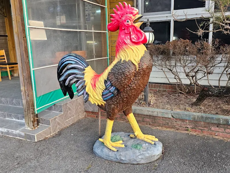 닭 조형물