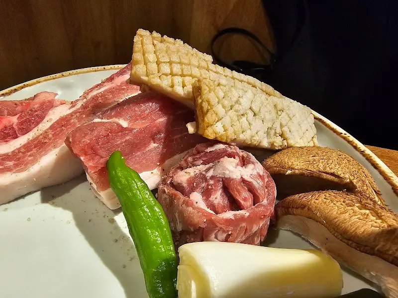 신선한 통돼지 한 마리 세트