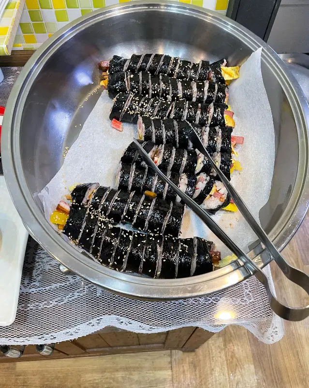 푸짐한 김밥