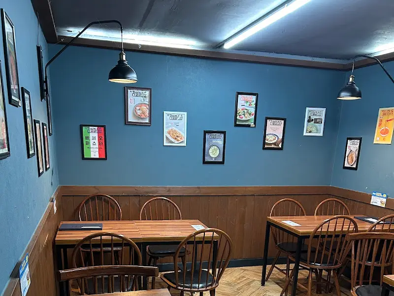 리얼파스타 내부