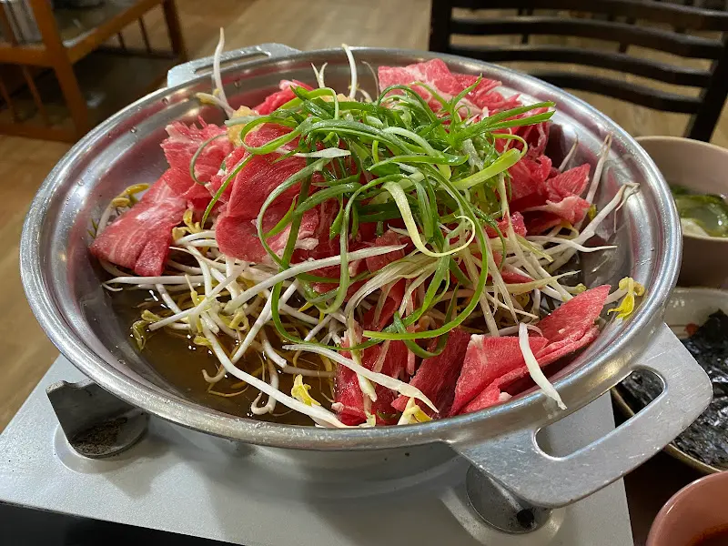 불고기 전골이 익어가는 모습