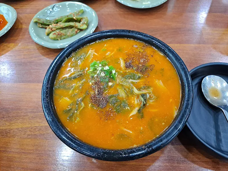 어탕국수 근접샷