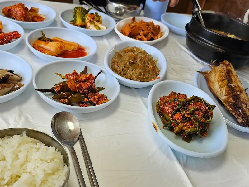 대지회관 한상차림