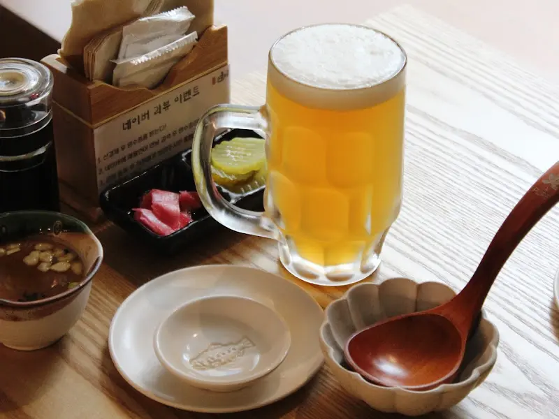 깔끔한 테이블 세팅