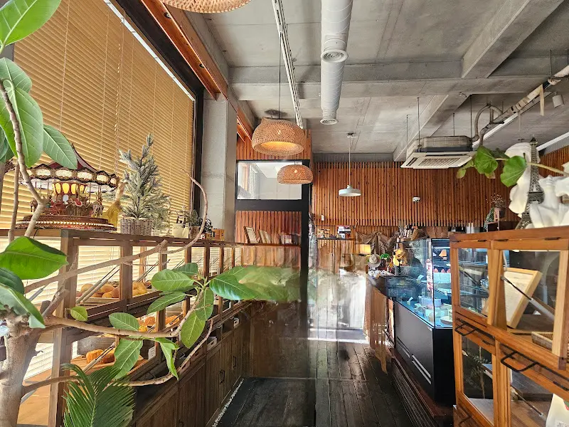 카페 내부 인테리어 사진