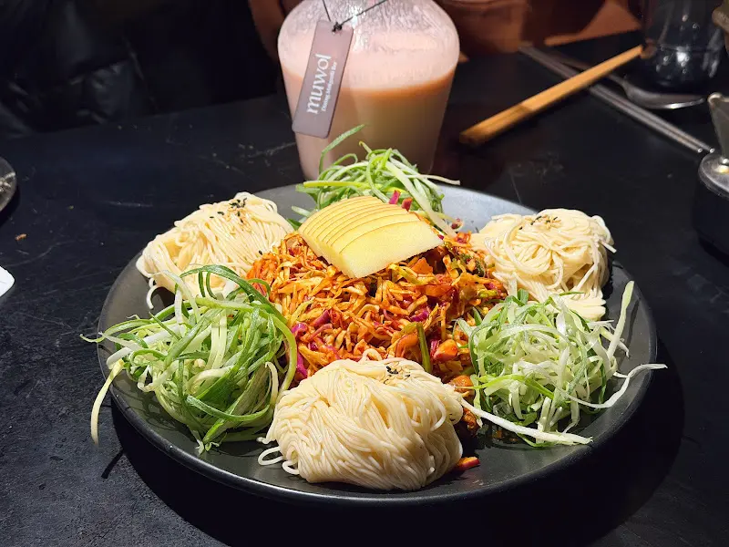 문어샐러드와 리코타 치즈 막걸리