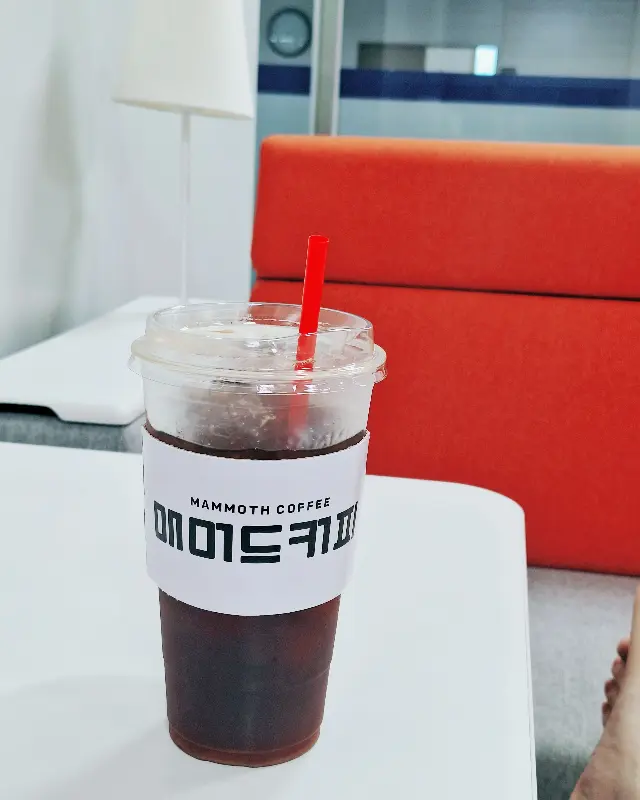맘모스커피 음료