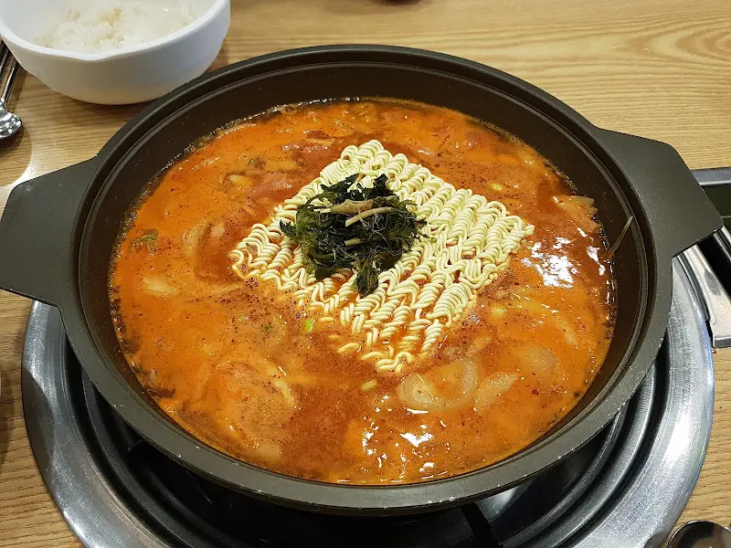 섞어찌개 비주얼