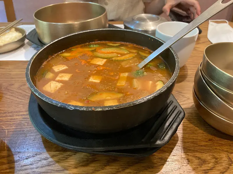 푸짐한 된장찌개