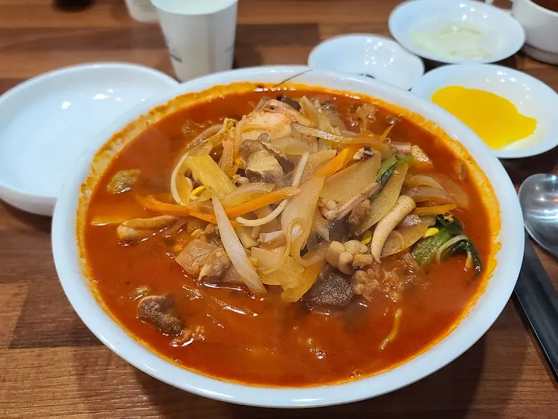 맛깔스러운 짬뽕