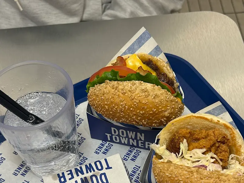 다운타우너 셀프바