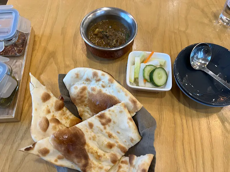 머튼 커리와 난