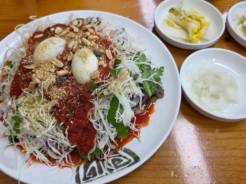 향교막국수 쟁반 막국수