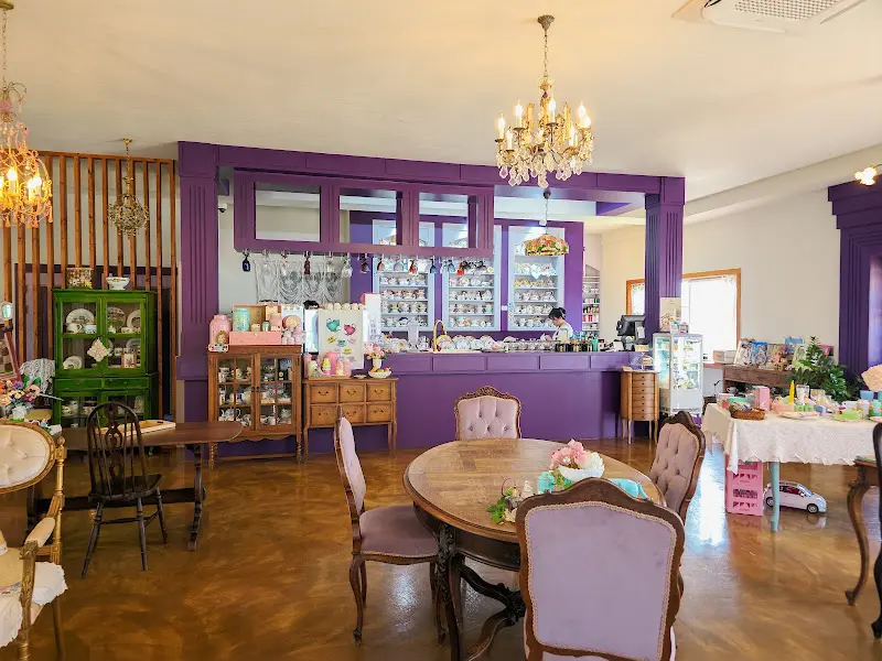 정원 내부 전경