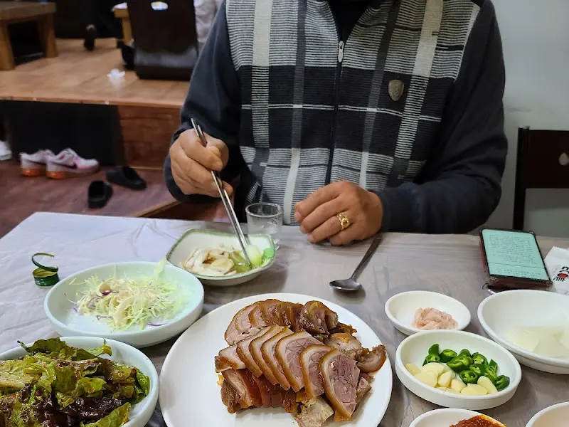 만경족발 족발과 밑반찬