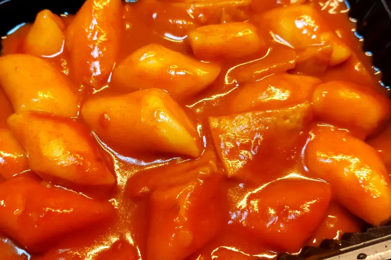 윤기 넘치는 쌀떡볶이