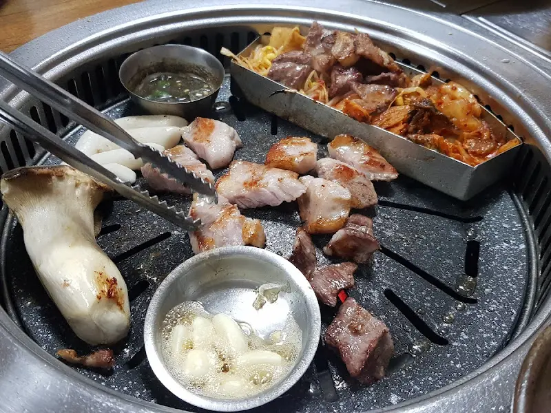 안동꿀돼지 불판