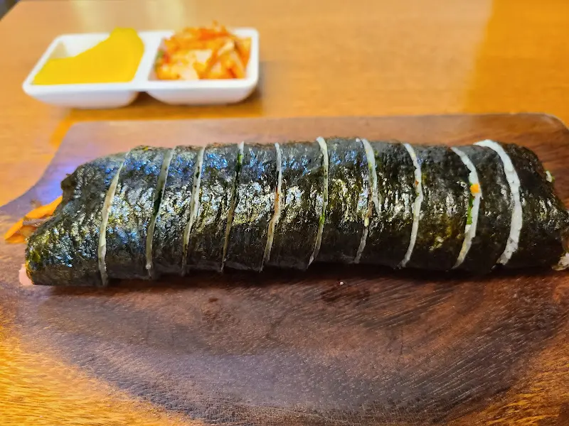 김밥 단면