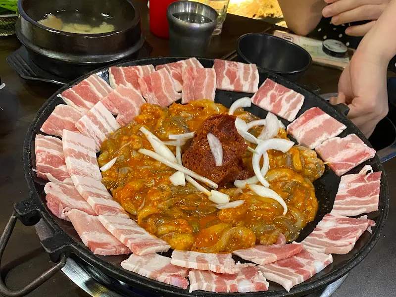 쭈꾸미와 삼겹살, 그리고 쌈무