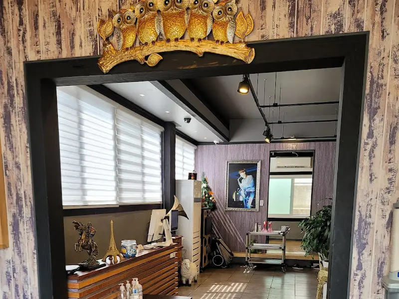 식당 내부 인테리어