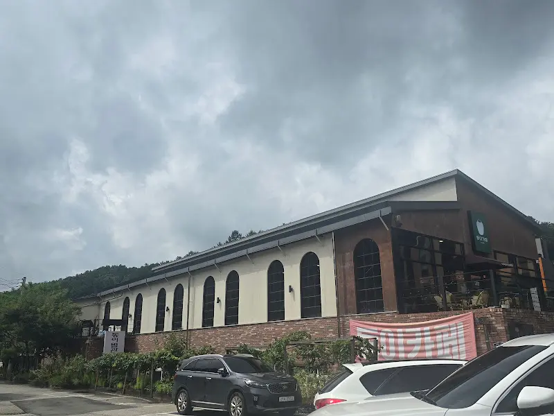 만두 맛집 외부 전경