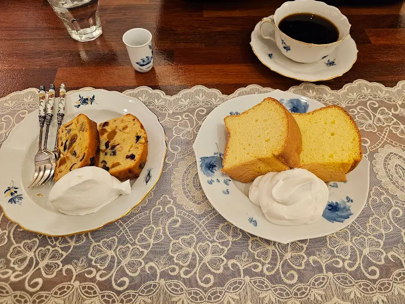 커피와 환상적인 궁합을 자랑하는 디저트