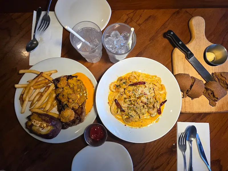 스테이크와 파스타