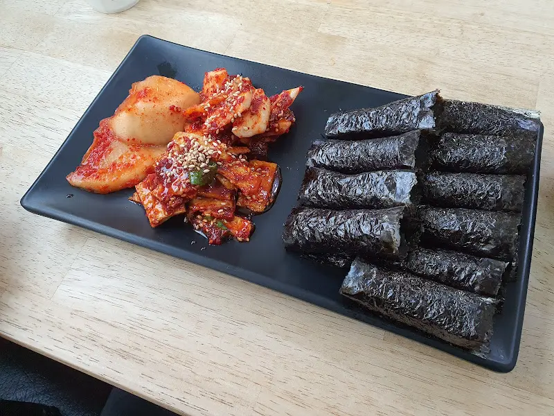 충무김밥 한 상차림