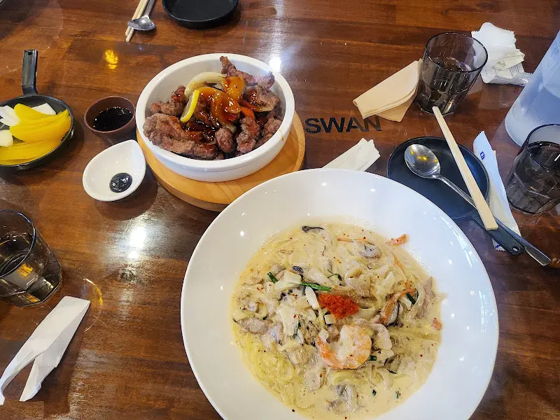 크림 짬뽕과 탕수육