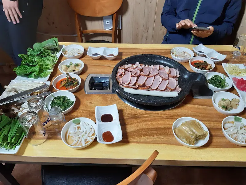 오리 버섯 훈제