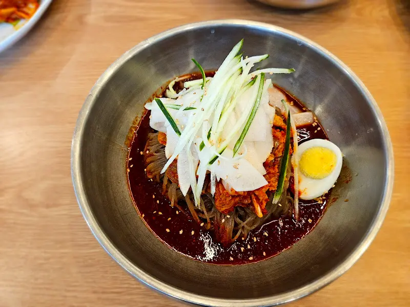 김치비빔냉면 디테일