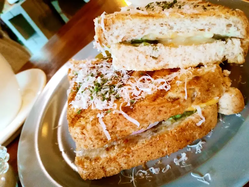 그릴 샌드위치 근접샷