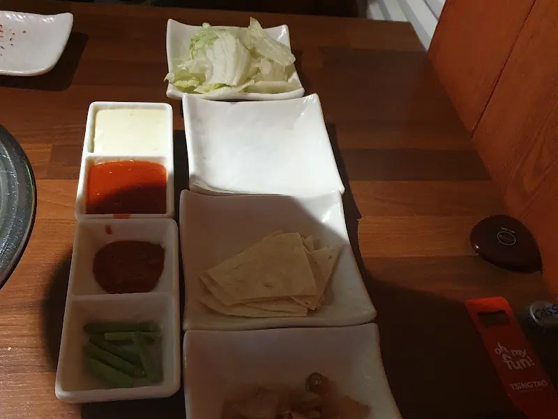 다양한 곁들임 메뉴