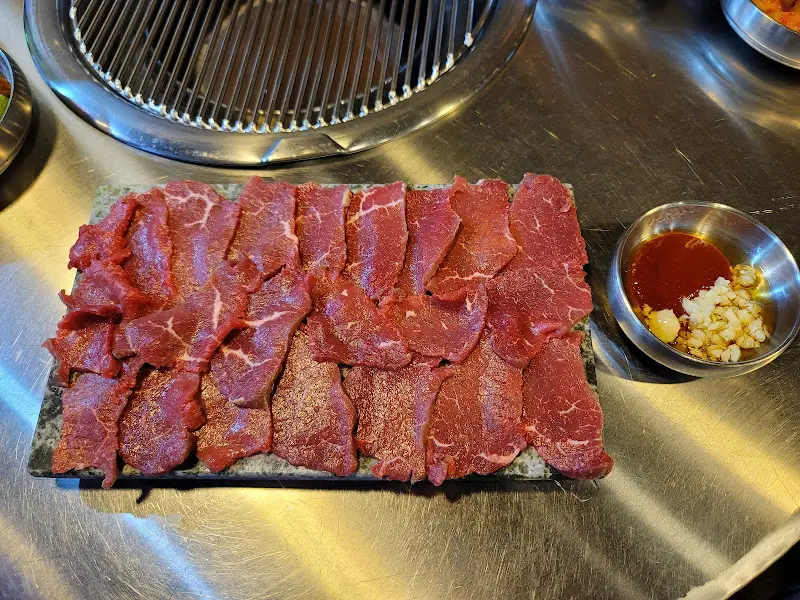 연탄불 위에서 익어가는 살치살