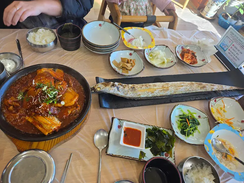 푸짐한 갈치조림 한 상 차림