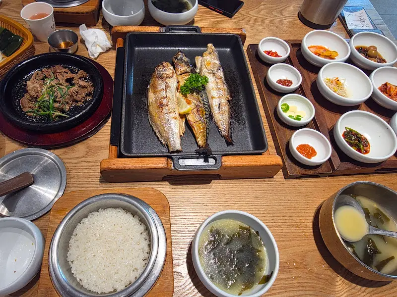 생선구이 한 상 차림