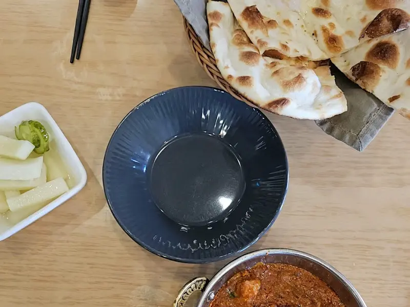 커리 접시와 난