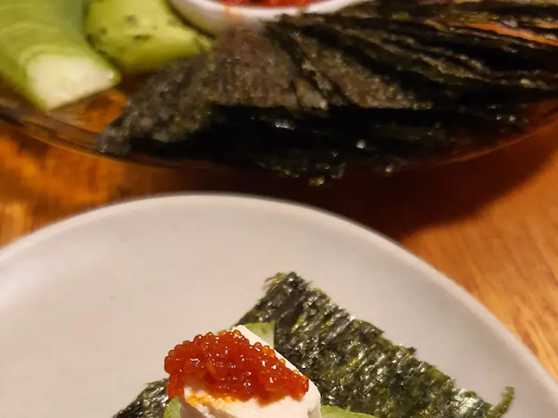 청어알 두부 김쌈 디테일