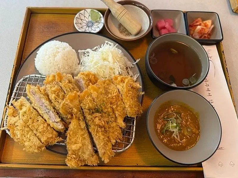 만월돈가스 돈가스 단면