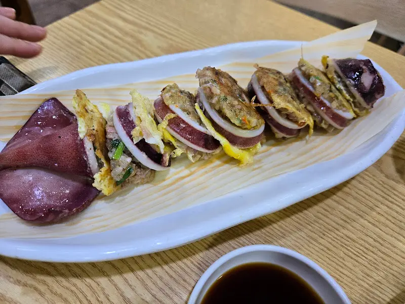 보기만 해도 군침이 도는 오징어 순대