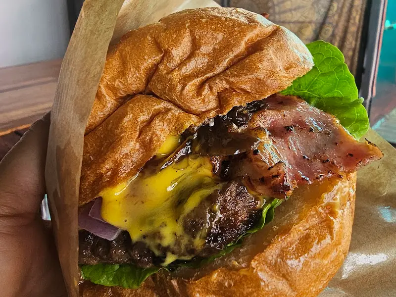 제주시 버거 단면