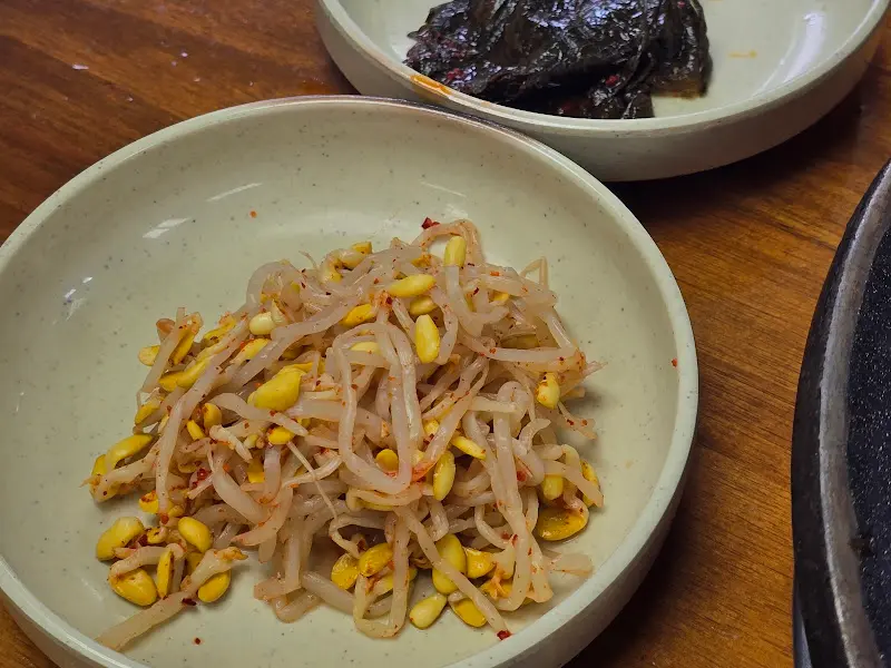 깻잎장아찌 근접샷