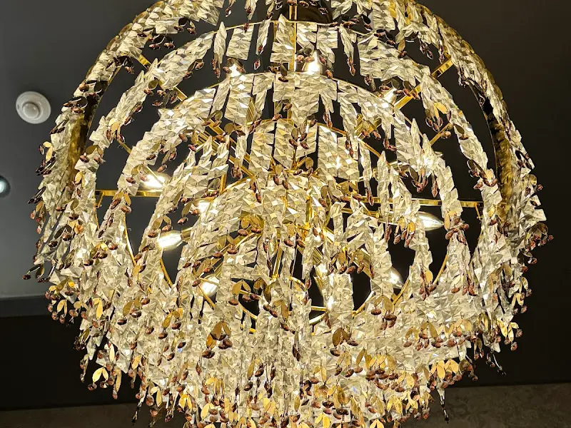 샹들리에 디테일