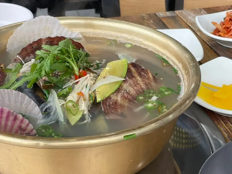 칼국수 속 조개