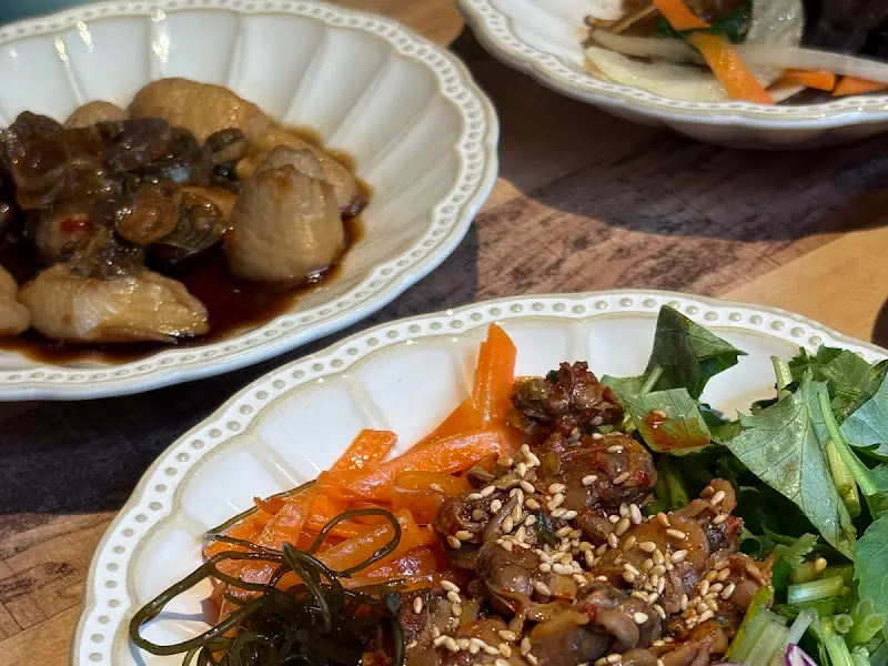 꼬막무침과 제육볶음