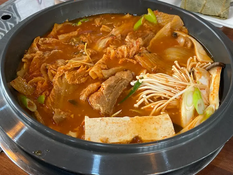 묵은지 등갈비찜