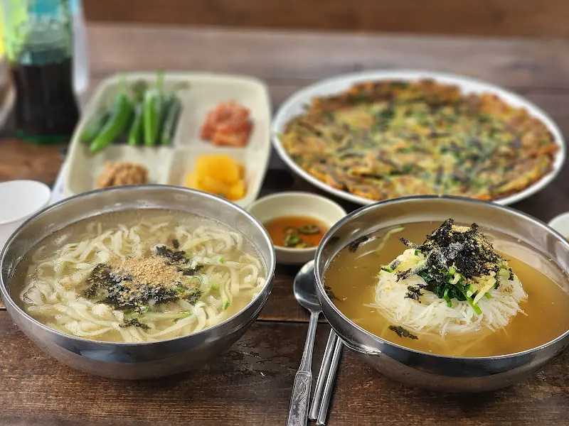 해물파전과 칼국수