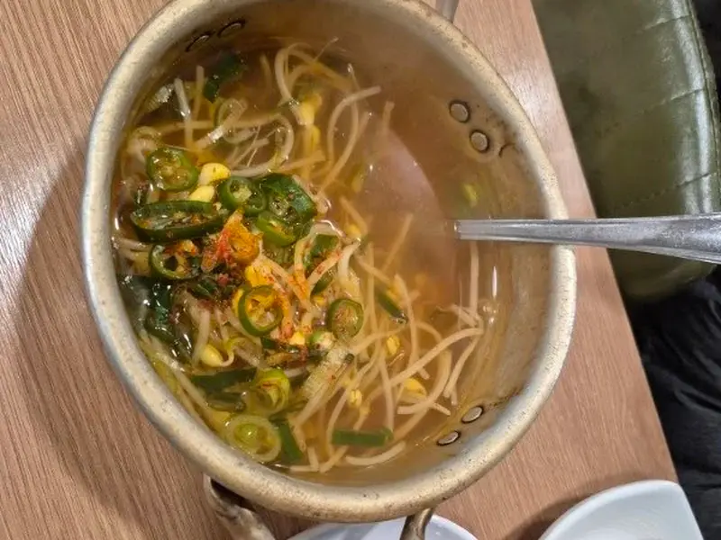 보글보글 끓고 있는 수제비