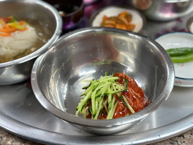 비빔국수 근접 샷